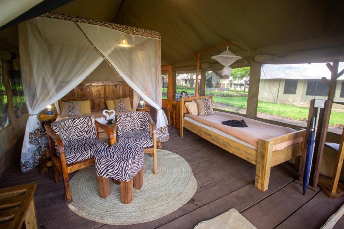 africa safari manyara escarpment