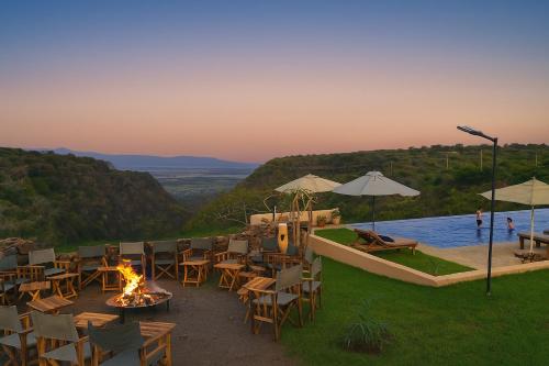 africa safari manyara escarpment