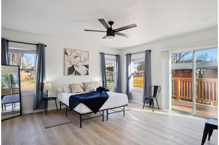 stylish and spacious comfort 4br 3ba downtown gem