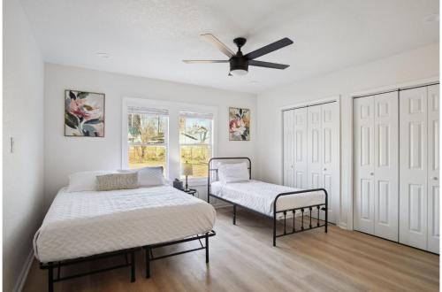 stylish and spacious comfort 4br 3ba downtown gem