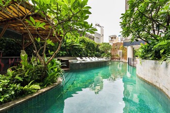 luminous zenity luxury apartment district 1