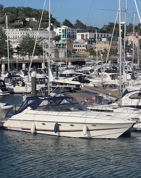 boat accommodation ltd
