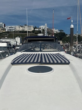 boat accommodation ltd