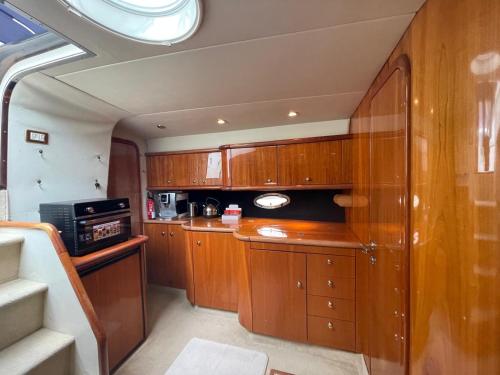 boat accommodation ltd