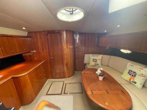 boat accommodation ltd