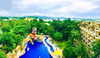 paradise station 3 boracay hotel by justgofun
