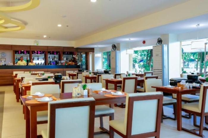 paradise station 3 boracay hotel by justgofun