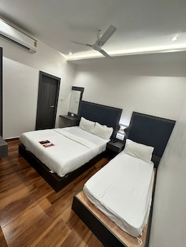 hotel royal palace