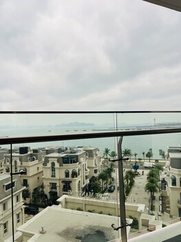 sapphire homestay ha long bay