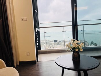 sapphire homestay ha long bay
