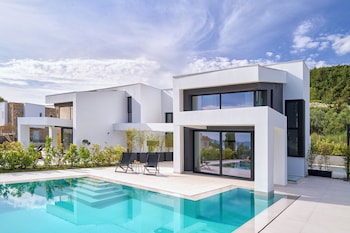 Seasalt Luxury Villas,,4 star