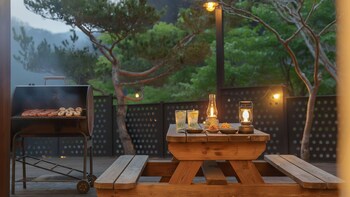 Hongcheon White Hill Pension,,3 star