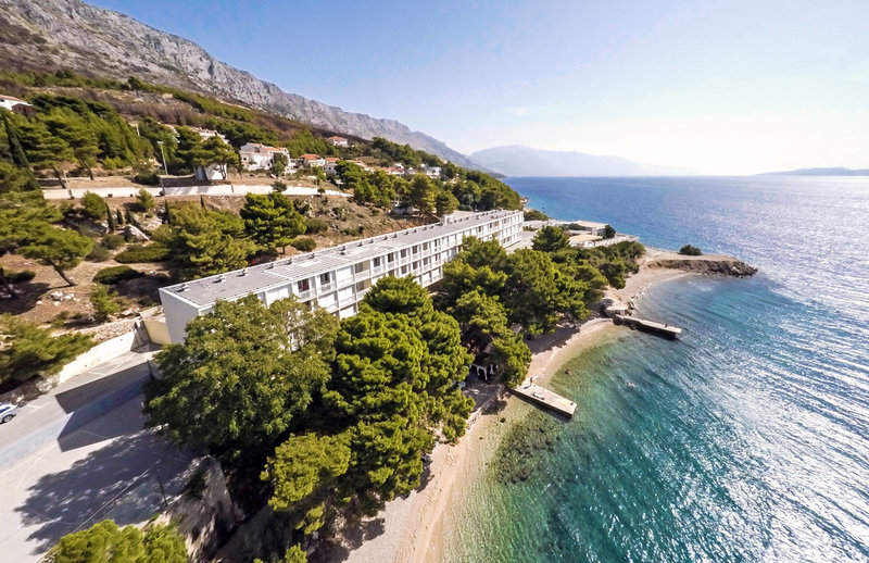omis