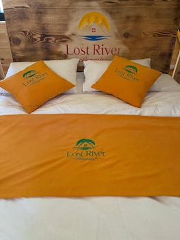 lost river bungalov