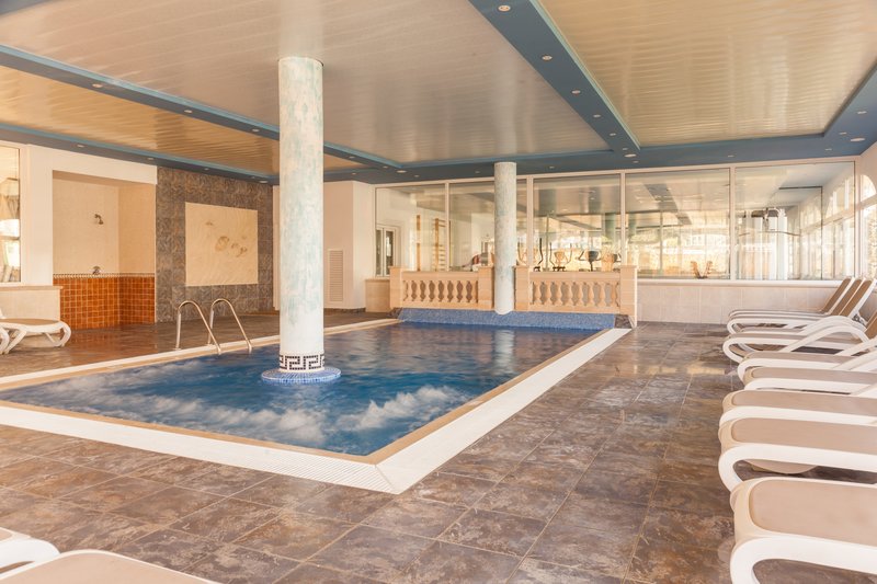 hotel vistamar adults recommended by pierre and vacances