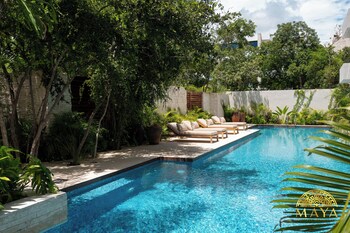 nhoa 203a 2br condo pool view aldea zama