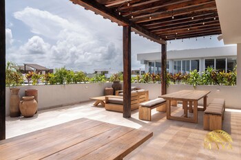 nhoa 203a 2br condo pool view aldea zama