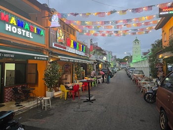 la mamasita hostel