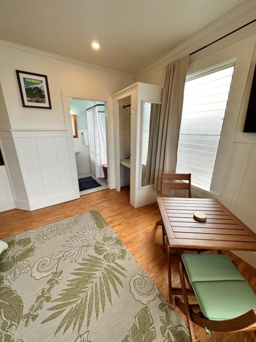 hilo town inn