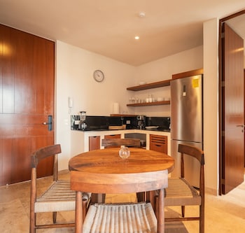 Nhoa 312A 2Br Jungle View Aldea Zama,,3 star