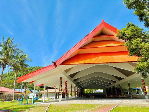 the bay edge resort kota belud