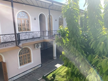 Shakuri Guest House,,4 star