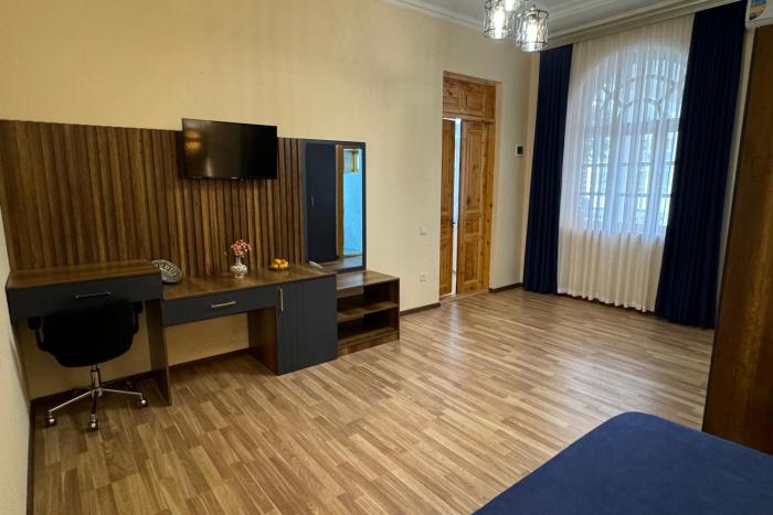 shakuri guest house