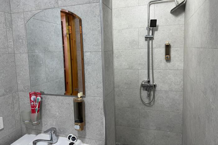 shakuri guest house