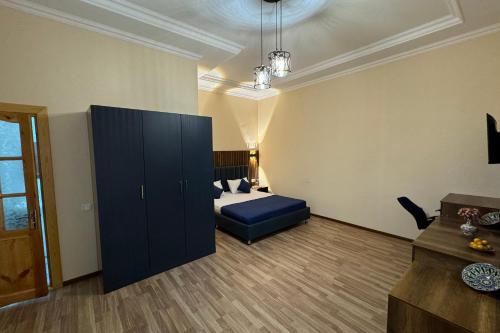 shakuri guest house