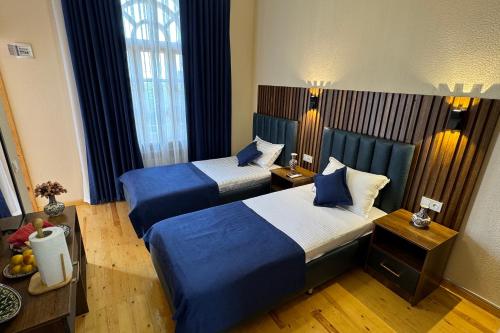 shakuri guest house