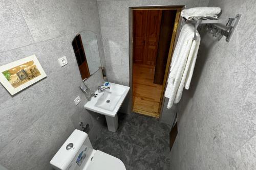 shakuri guest house