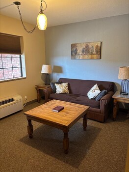 twin lakes inn and rv