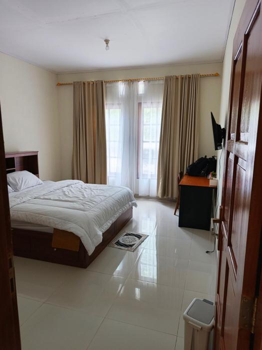 amini guest house