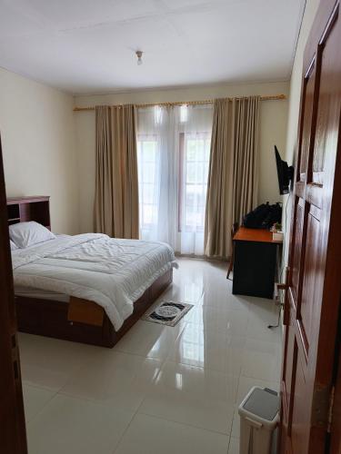 amini guest house
