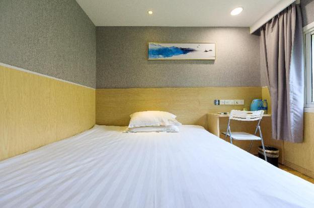 hi inn shanghai xujiahui wanping nan road