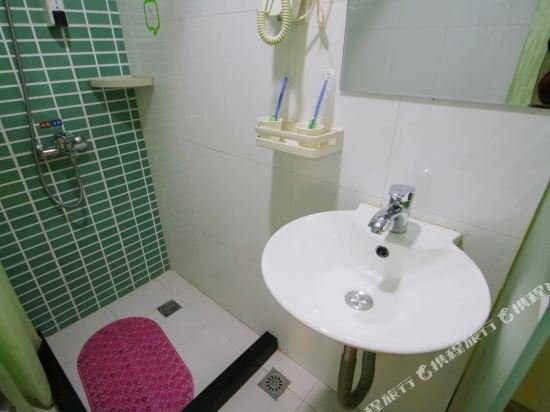 hi inn shanghai xujiahui wanping nan road
