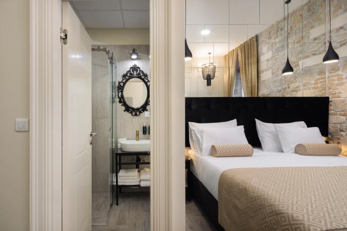 luxury rooms golden palace city centre