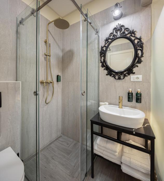 luxury rooms golden palace city centre