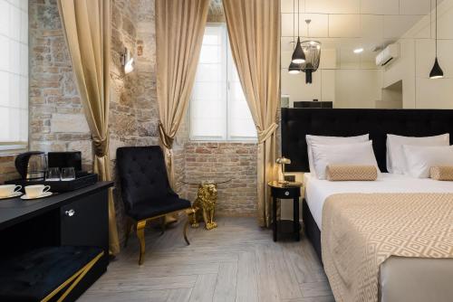 luxury rooms golden palace city centre