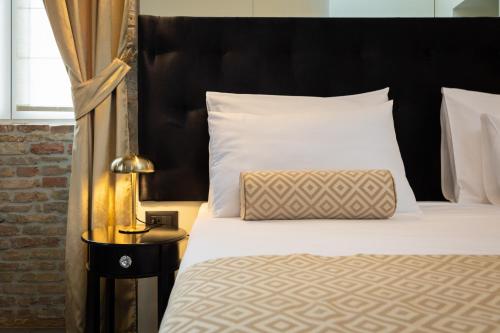 luxury rooms golden palace city centre