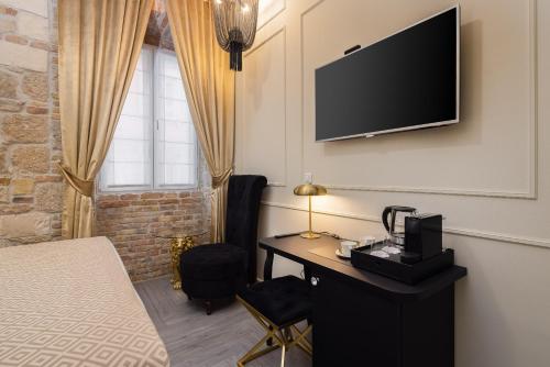 luxury rooms golden palace city centre