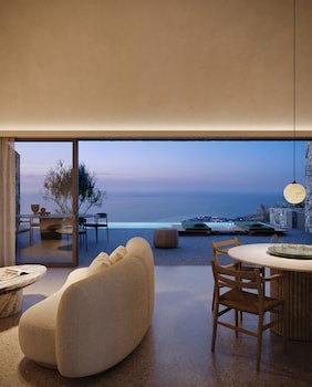 vouno santorini private villas
