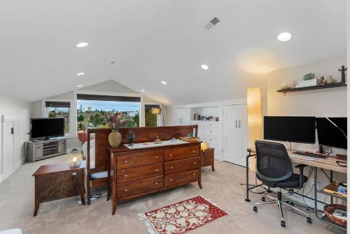 madrona bliss a modern escape