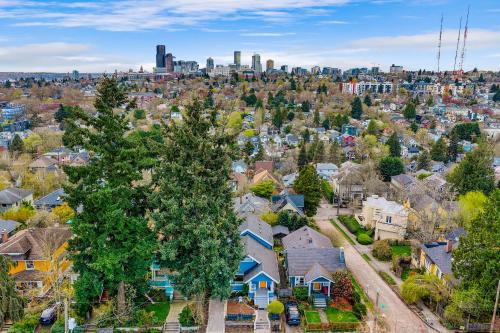madrona bliss a modern escape