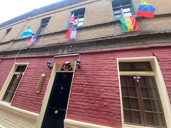 la moneda residency