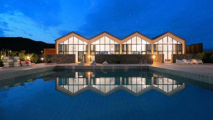 le pavilion pool villa