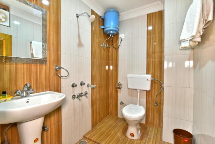 hotel pine view 5 star feeling near cricket stadium 5 km vpo sudher dharamshala