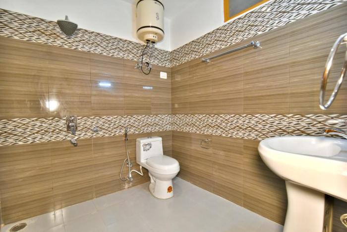 hotel pine view 5 star feeling near cricket stadium 5 km vpo sudher dharamshala
