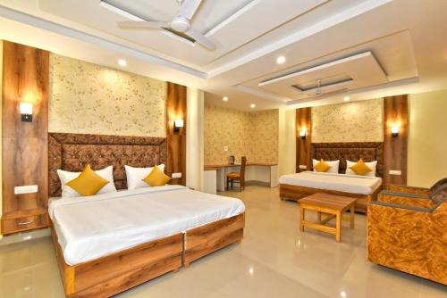 hotel pine view 5 star feeling near cricket stadium 5 km vpo sudher dharamshala