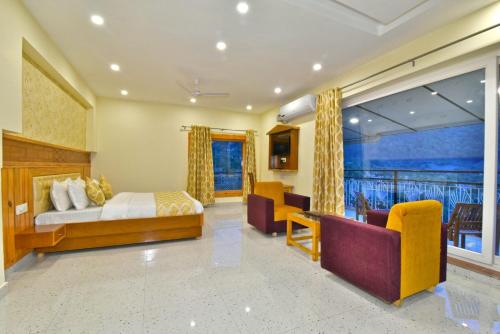 hotel pine view 5 star feeling near cricket stadium 5 km vpo sudher dharamshala